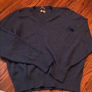 Elegant V-Neck Sweater in Deep Blue